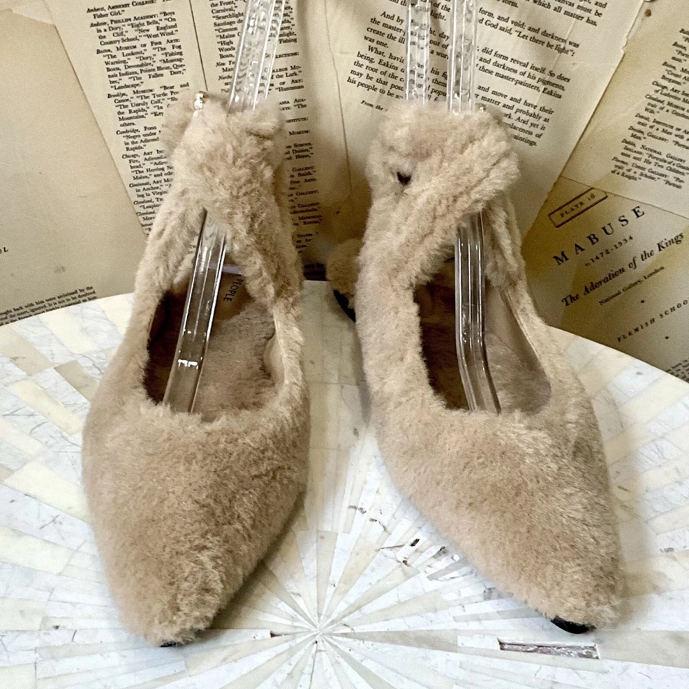 Free People Faux Shearling Parisa Pointed Flats Almond Tan Pearl Buckle - Picture 8 of 9